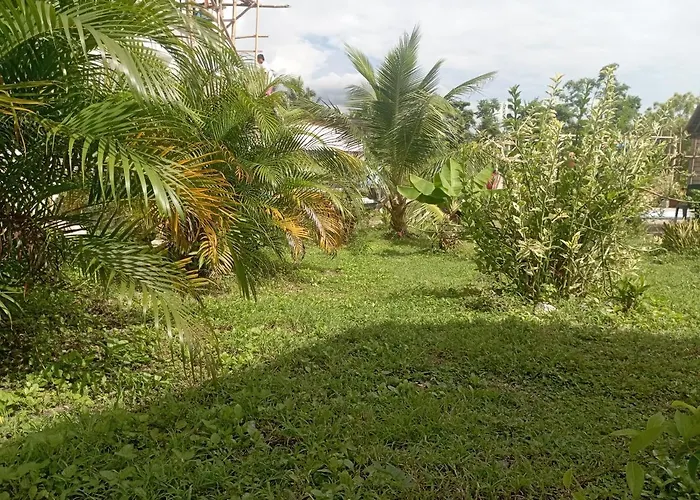 Bed & Breakfast Lakehouse Badian