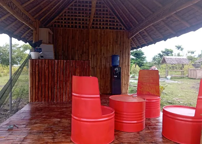Lakehouse Bed & Breakfast *